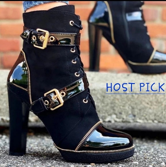 Italina Shoes - HP🎉Italina platform zip trim ankle booties